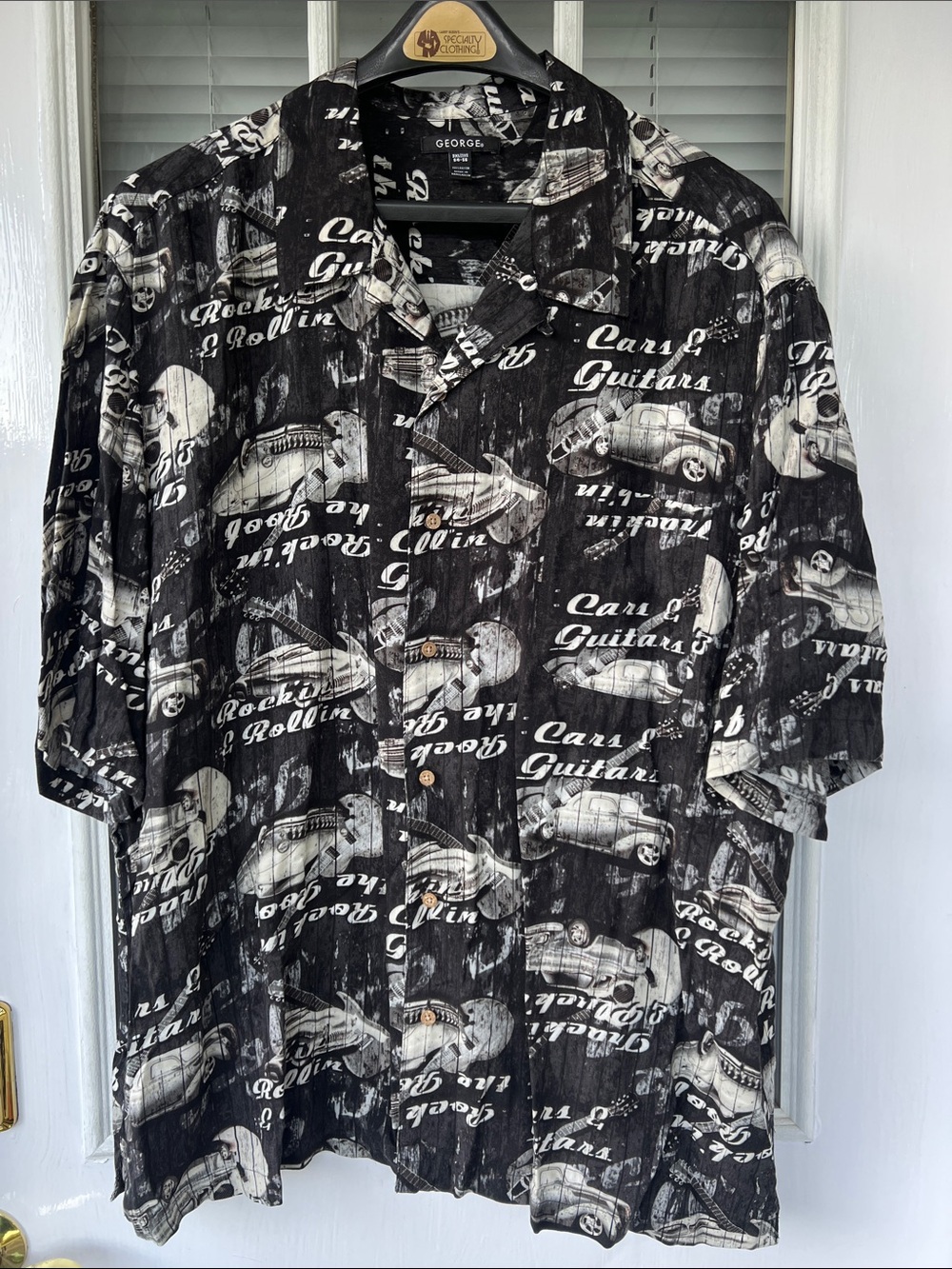 George Black & White Cars and Guitars Short-Sleeve Button-Up Shirt